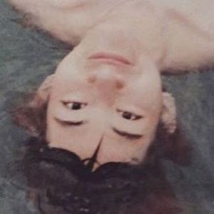 Meet your Posher, Nicky